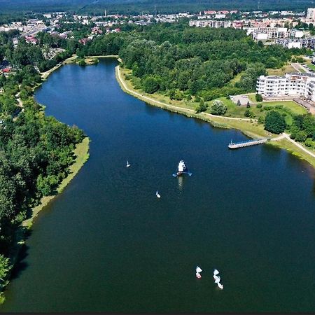 Apartamenty Kielce- Apartament Szmaragd Przy Zalew Kielecki, Faktura, Parking, Centrum Экстерьер фото