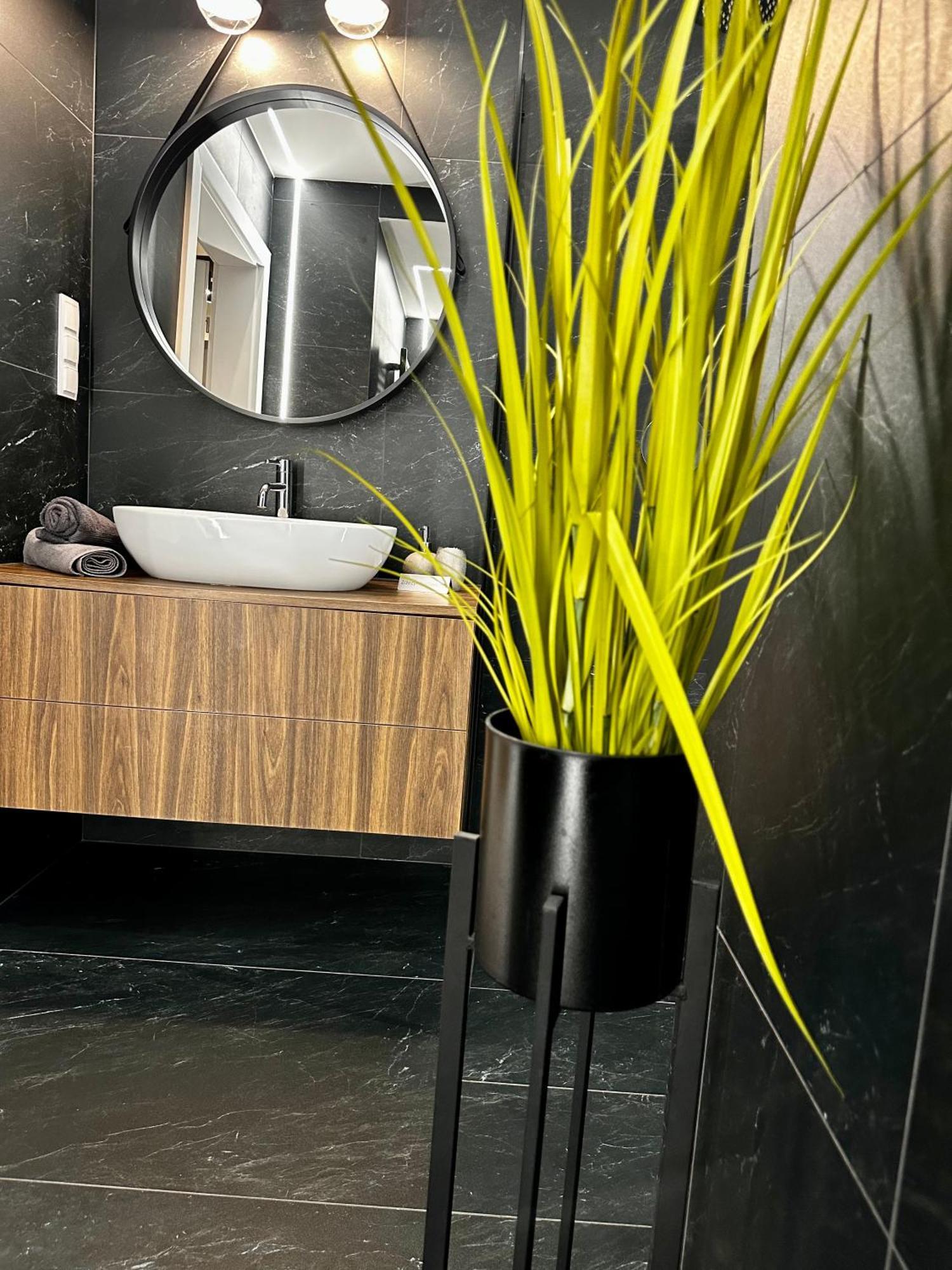 Apartamenty Kielce- Apartament Szmaragd Przy Zalew Kielecki, Faktura, Parking, Centrum Экстерьер фото