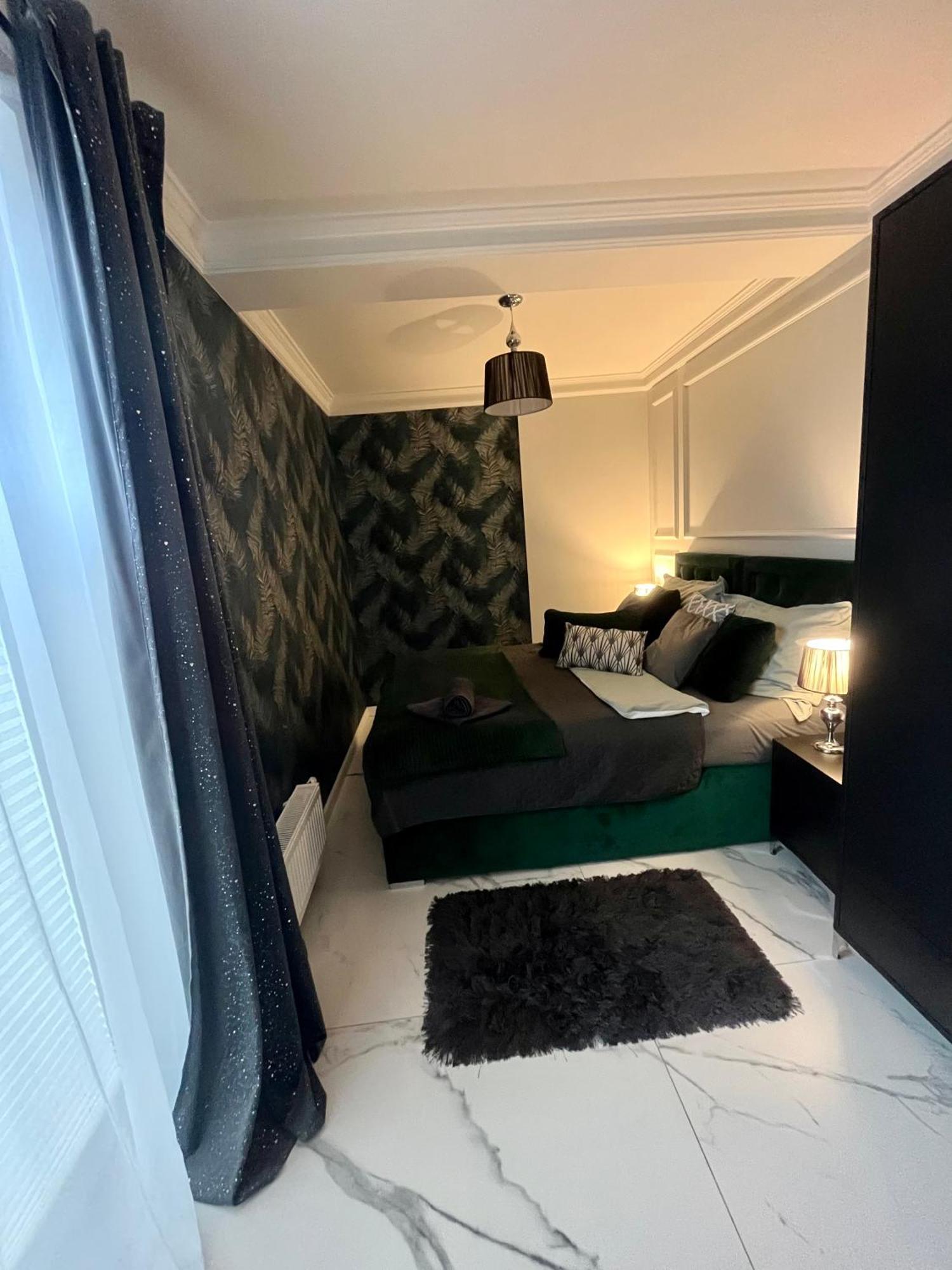 Apartamenty Kielce- Apartament Szmaragd Przy Zalew Kielecki, Faktura, Parking, Centrum Экстерьер фото
